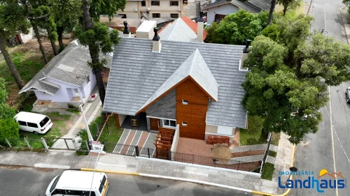 Casa / Sobrado à venda em ., Canela