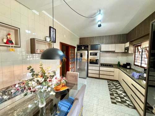 Casa / Sobrado à venda em Bom Jardim, Ivoti