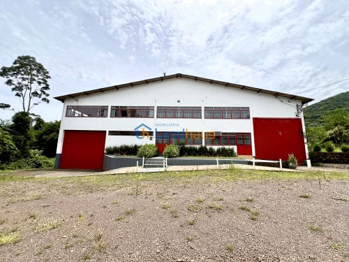 Prédio / Pavilhão à venda em Centro, Morro Reuter