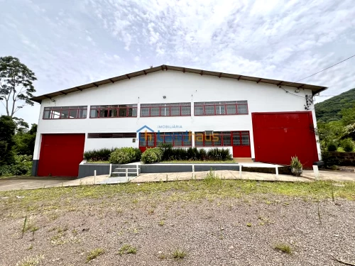 Prédio / Pavilhão à venda em Centro, Morro Reuter