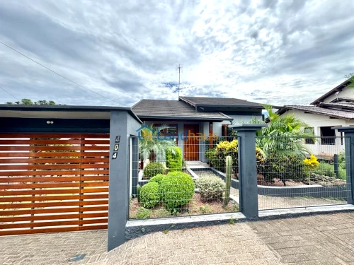 Casa / Sobrado à venda em Bom Jardim, Ivoti