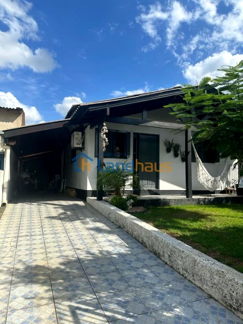 Casa / Sobrado à venda em Feldmann, Lindolfo Collor