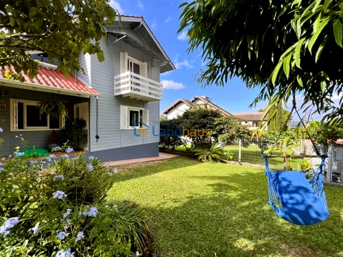 Casa / Sobrado à venda em Jardim Panorâmico, Ivoti