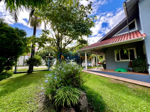 Casa / Sobrado à venda em Jardim Panorâmico, Ivoti