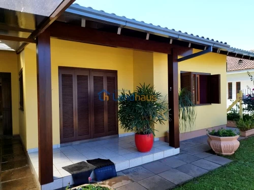 Casa / Sobrado à venda em Centro, Presidente Lucena