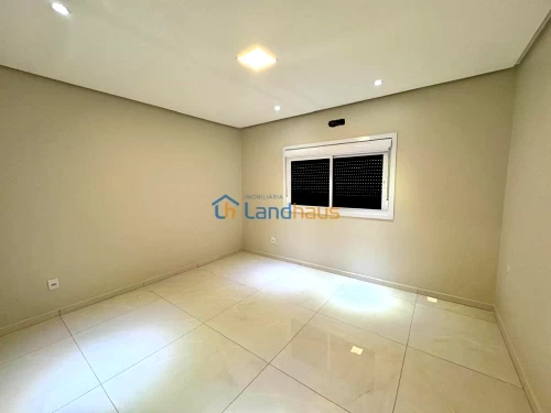 Casa / Sobrado à venda em Centro, Lindolfo Collor