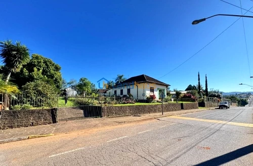 Área de Terras / Chácaras à venda em Centro, São José do Hortêncio