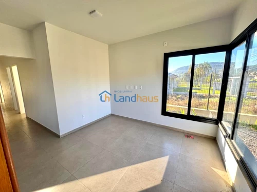 Casa / Sobrado à venda em Centro, Presidente Lucena