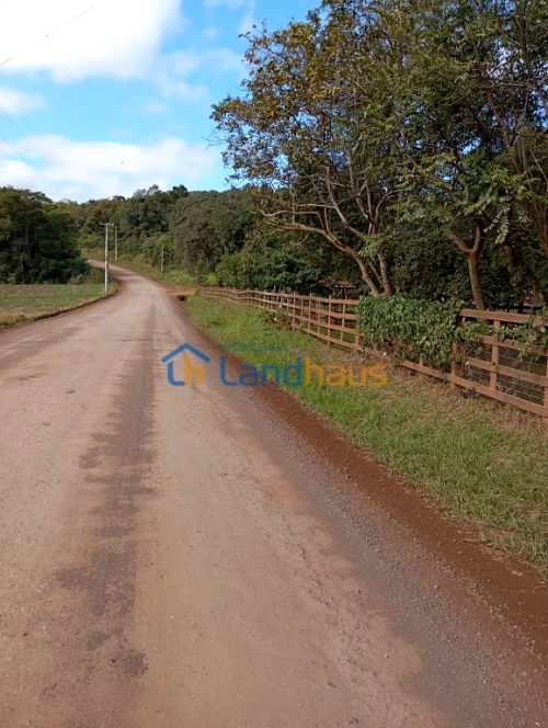 Área de Terras / Chácaras à venda em Centro, Presidente Lucena