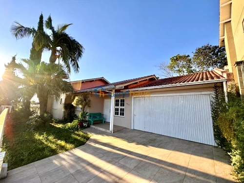 Casa / Sobrado à venda em Concórdia, Ivoti