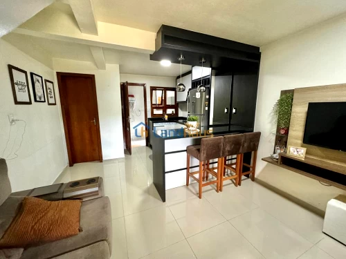 Casa / Sobrado à venda em Industrial, Lindolfo Collor