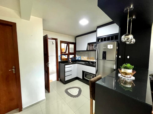 Casa / Sobrado à venda em Industrial, Lindolfo Collor