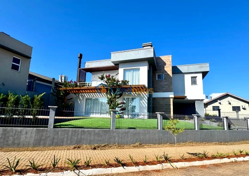 Casa / Sobrado à venda em Bom Jardim, Ivoti