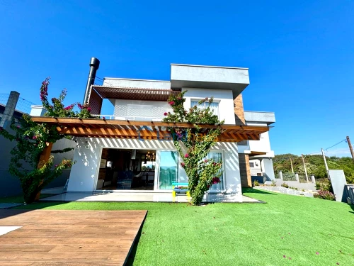 Casa / Sobrado à venda em Bom Jardim, Ivoti