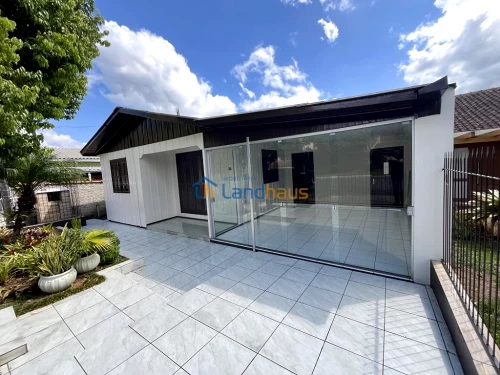 Casa / Sobrado para alugar em 48 Baixa, Lindolfo Collor