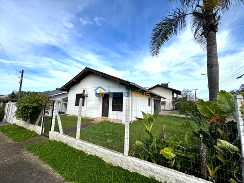 Casa / Sobrado à venda em Jardim Panorâmico, Ivoti