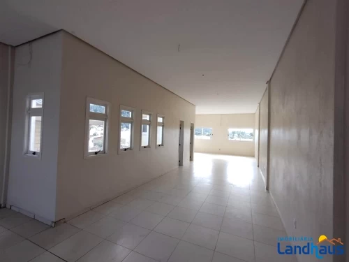 Sala / Loja para alugar em Centro, Lindolfo Collor